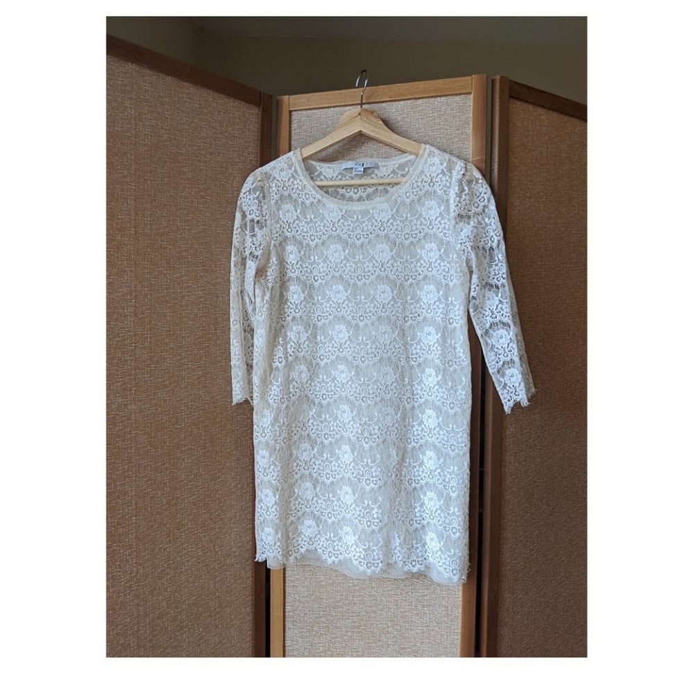Mini dress, white lace